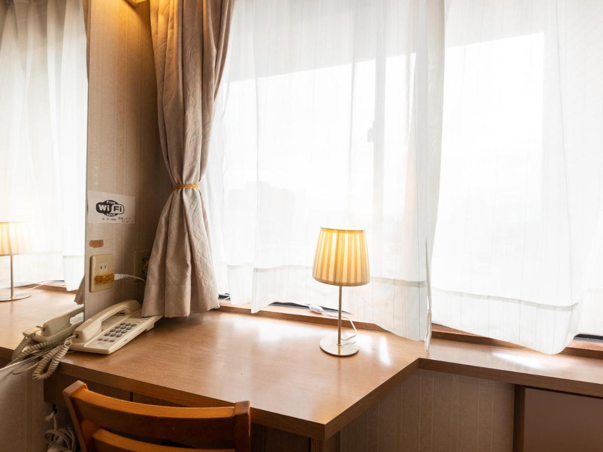 Tabist Business Hotel R Side Kanazawa Bagian luar foto